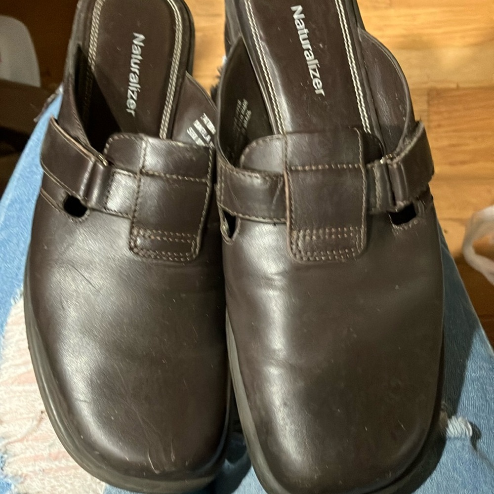 Clogs
